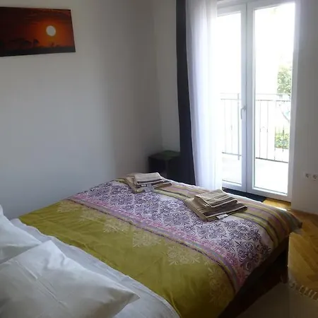 Apartments Monika Novi Vinodolski Room photo
