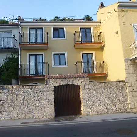Apartments Monika Novi Vinodolski Room photo